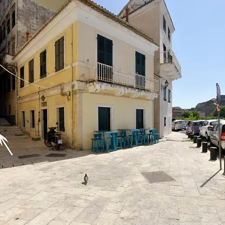 Apartamento Sarantis Gallery